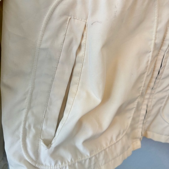 Vintage Sears Men's Cream Jacket with Dragon Patch - Picture 4 of 8